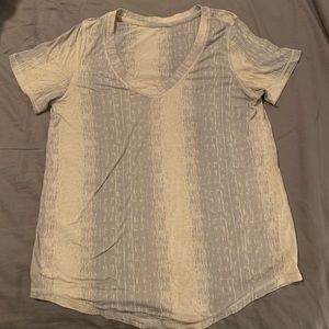 Lululemon short sleeve shirt